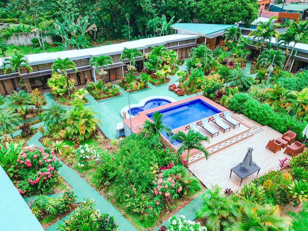undefined Hotel Secreto La Fortuna