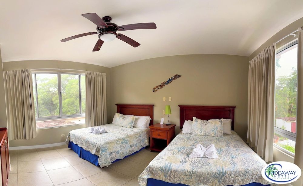 The Hideaway Hotel Penthouse 4