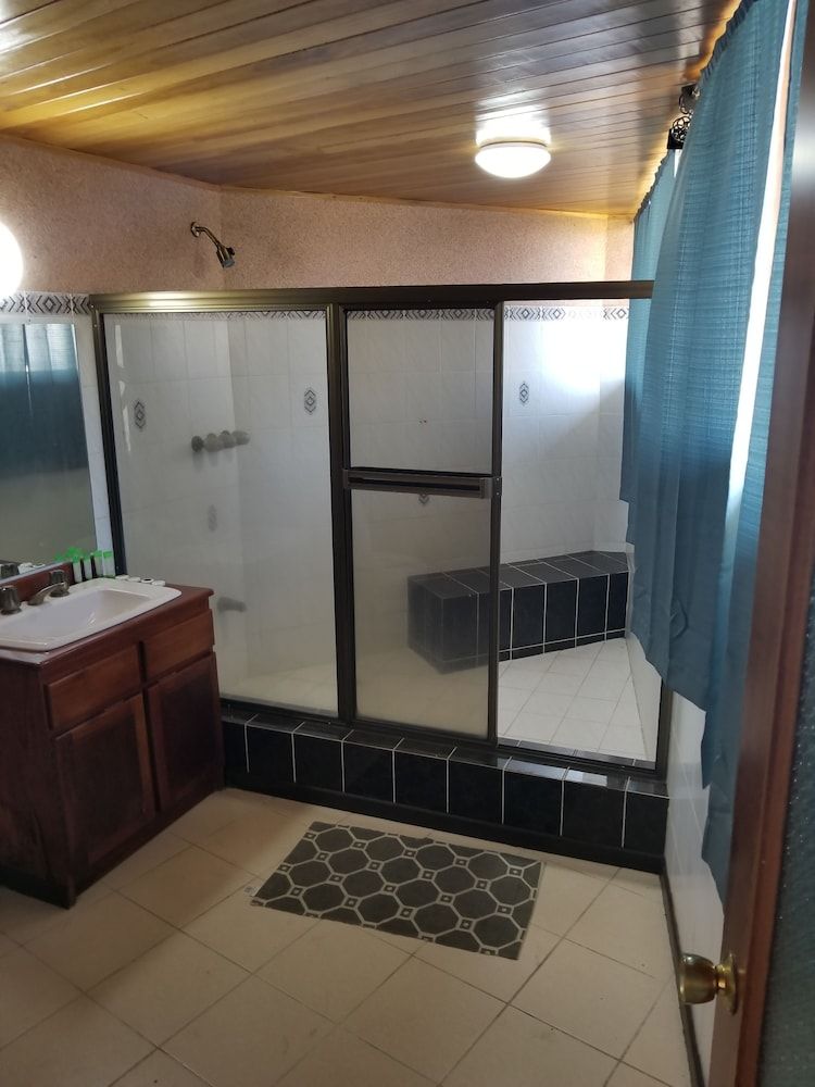 Hotel Monte Campana Escazu Family Studio Suite, 1 Bedroom, Kitchenette, City View 5