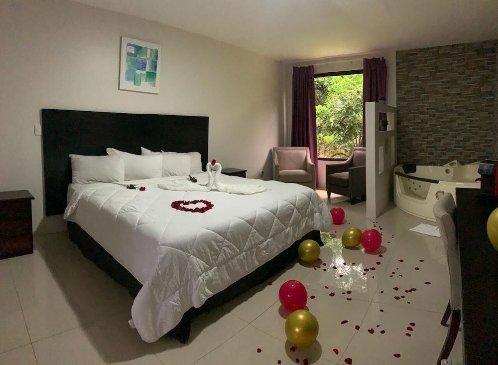 Hotel Los Ríos Suite 3