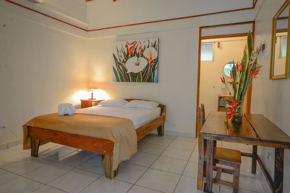 Hotel Cerro Lodge Standard Triple Room 2