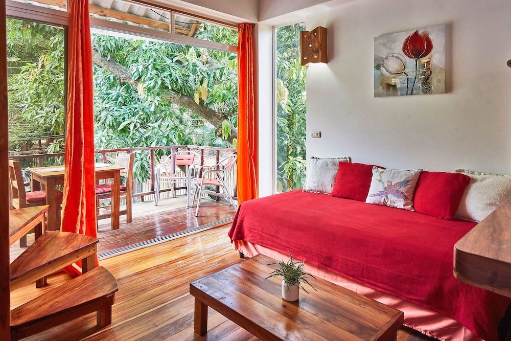 Duplex, 1 Bedroom (Red)