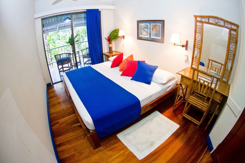 Villas Del Caribe Family Villa, 2 Bedrooms, Kitchen, Partial Ocean View 6