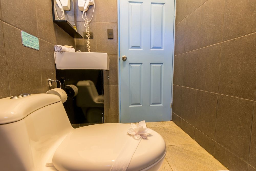 Hotel Ibiza Deluxe Room, 1 Queen Bed with Sofa bed, Refrigerator 28