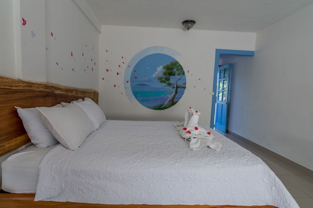 Hotel Ibiza Deluxe Room, 1 Queen Bed with Sofa bed, Refrigerator 15