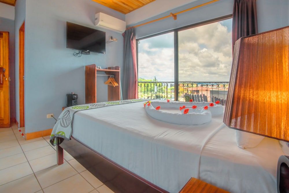 Fortuna Downtown Boutique Standard Double Room 4