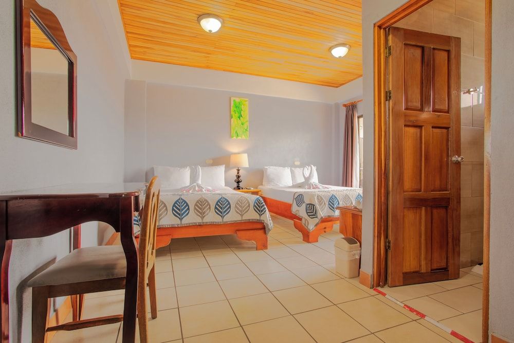 Family Quadruple Room, Private Bathroom, Pool View