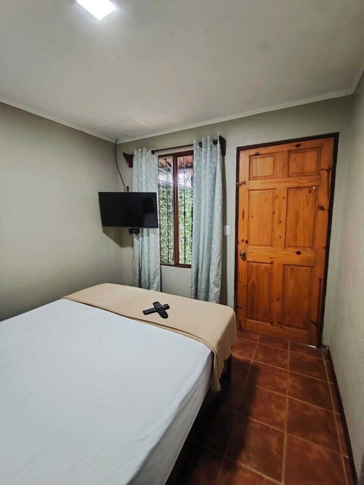 Avita Lodge Hotel de Montaña Basic Double Room, 1 Double Bed