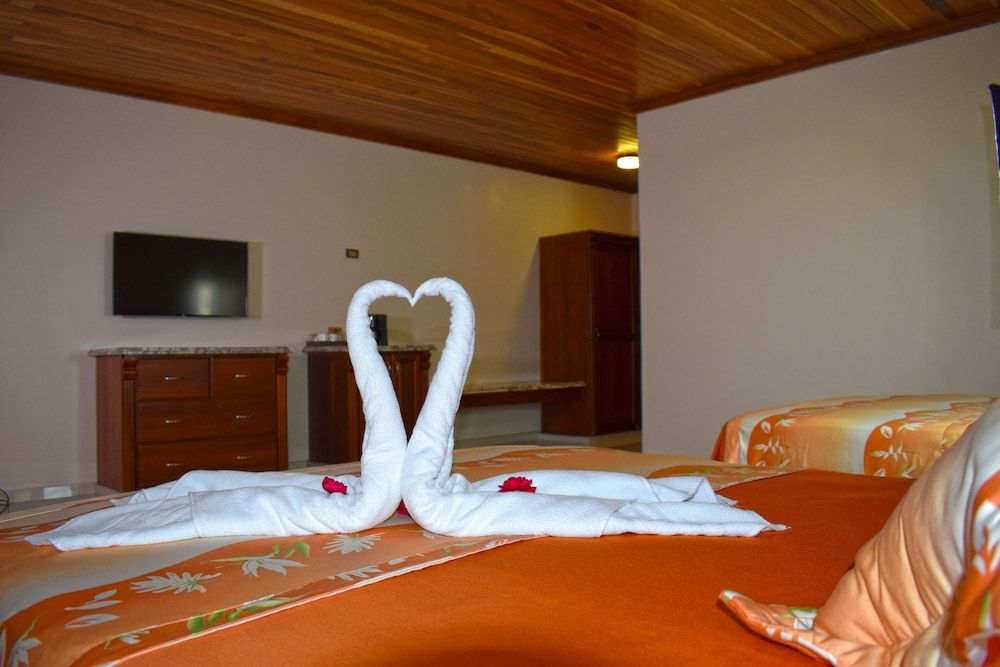 Hotel Los Lagos Spa & Resort Standard Room, Accessible, Mountain View 9