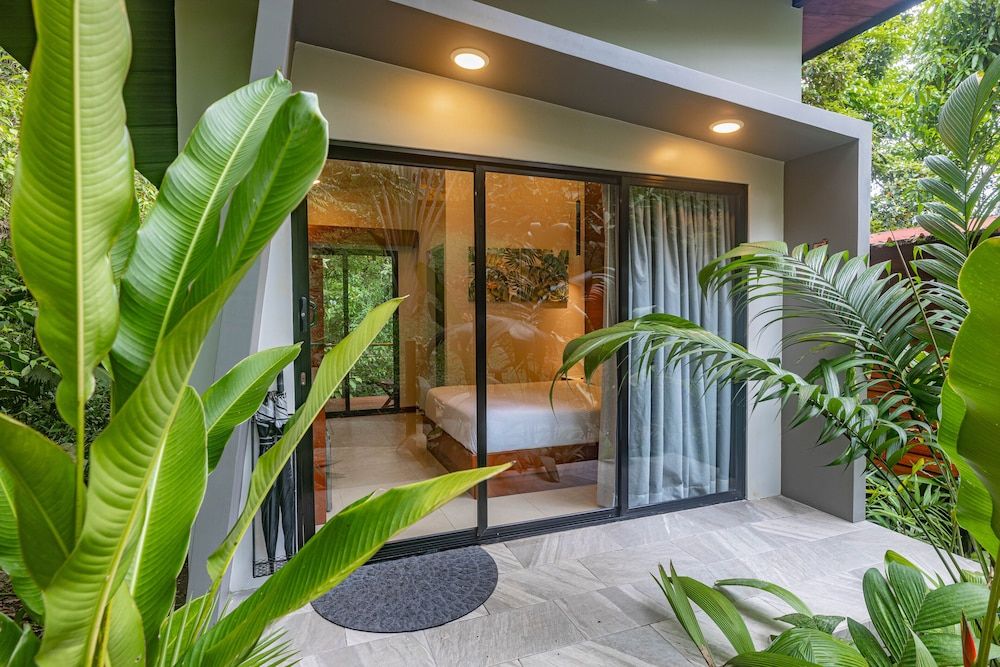 undefined Tifakara Boutique Hotel & Birding Oasis 5