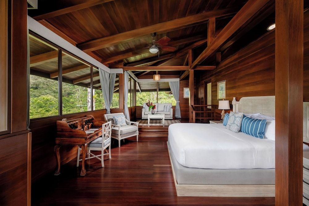 Deluxe Panoramic Ocean View