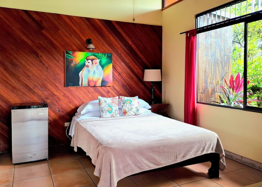 Eden Atenas Deluxe Room, 1 Queen Bed, Valley View 2