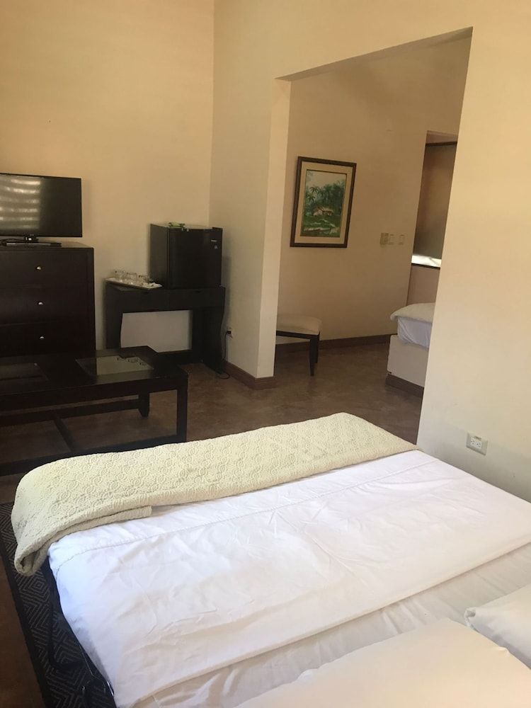 Rancho Humo Estancia Family Room, 2 Queen Beds