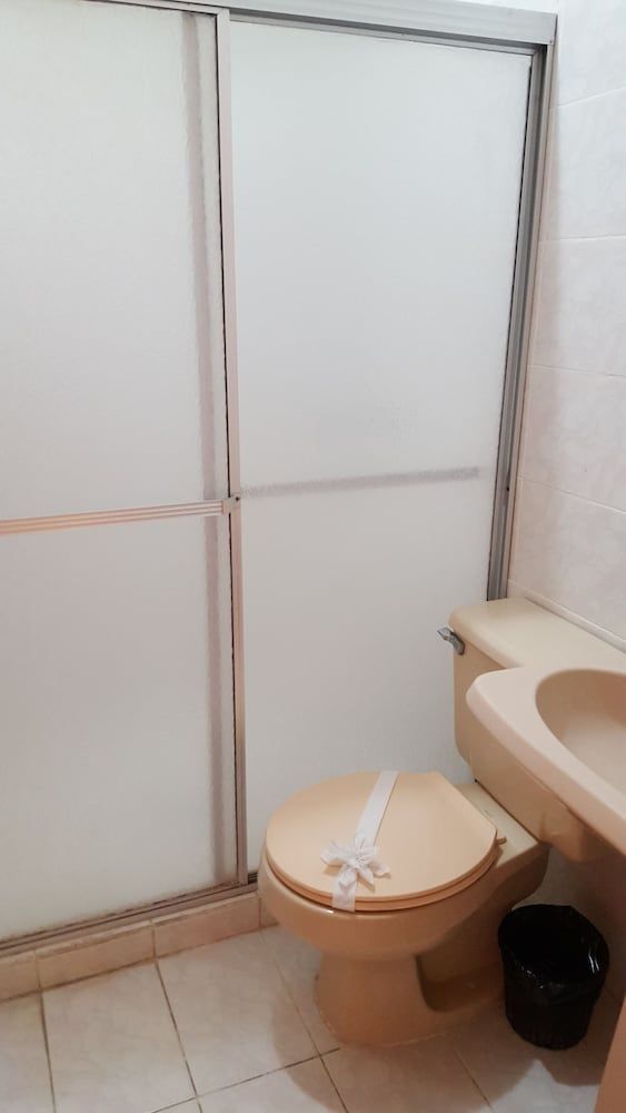 Hotel Primavera Standard room with air-conditioning 5