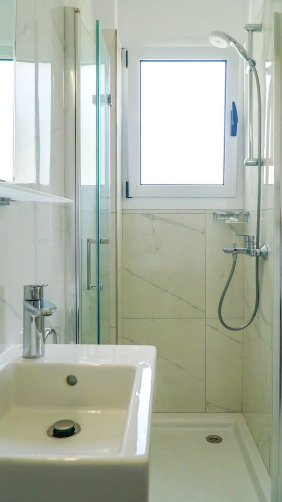 Rododafni Beach Apartments Studio, Sea View 8