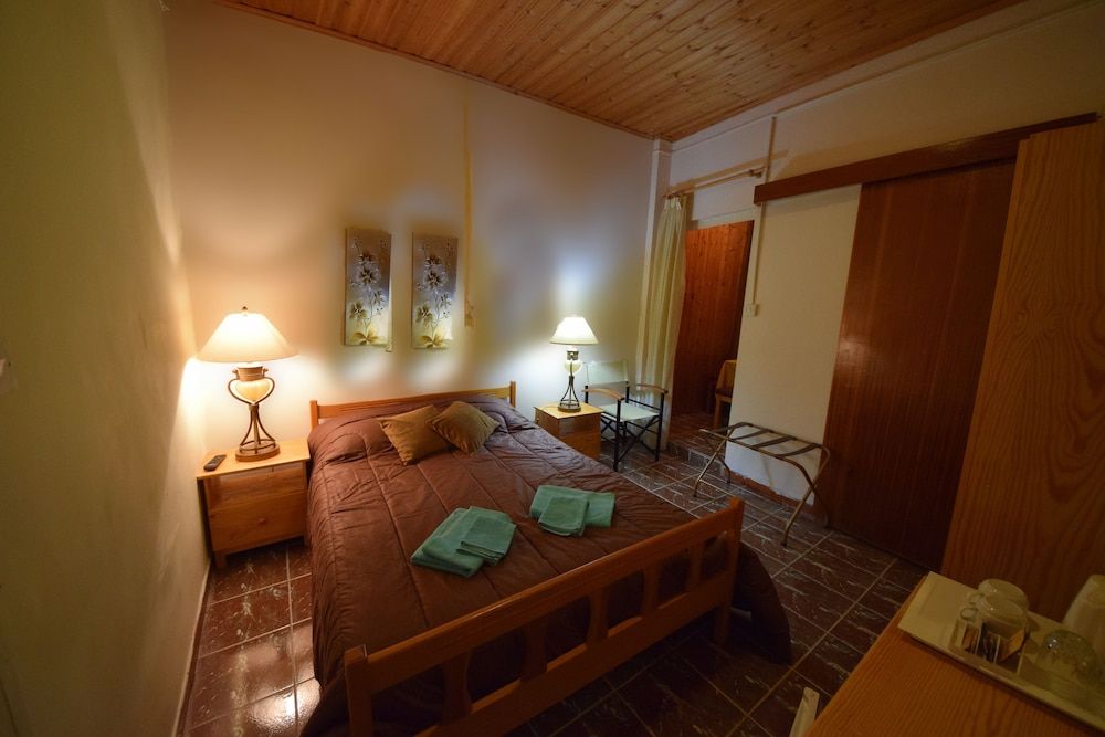 Christys Palace Hotel Double Room 8