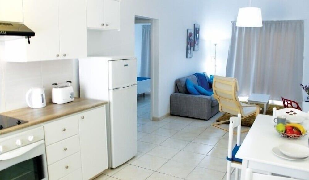 Stephanie City Apartments Family Apartment, 2 Bedrooms 8