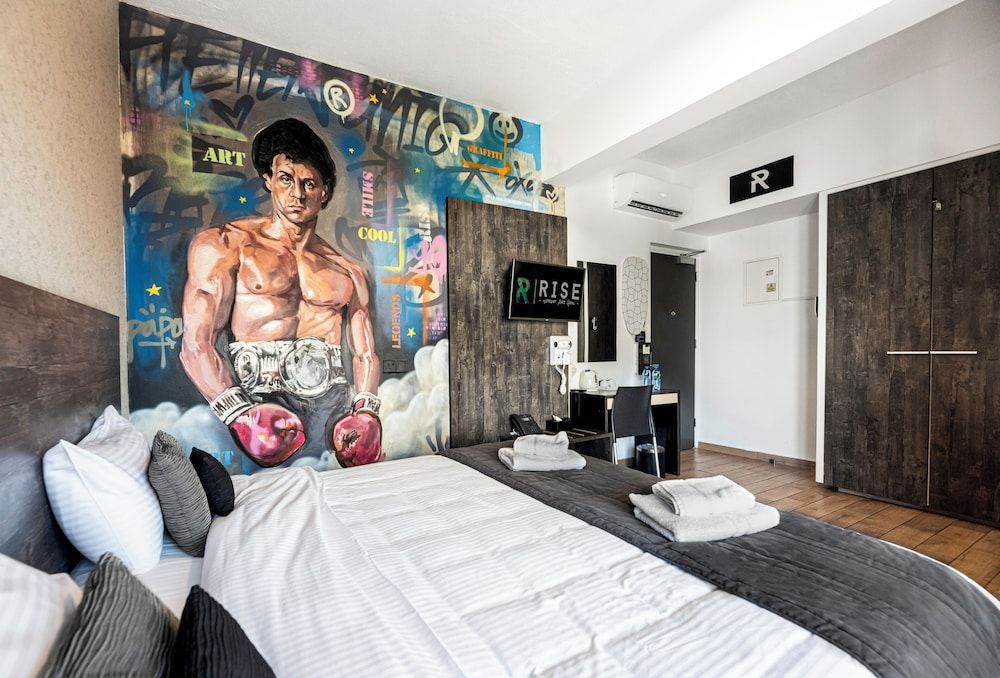 Rise Urban Art Hotel Standard Double or Twin Room 4
