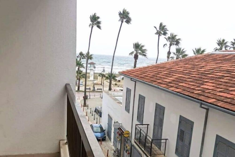 Palm Sea Hotel Apartments 2 Studio 4