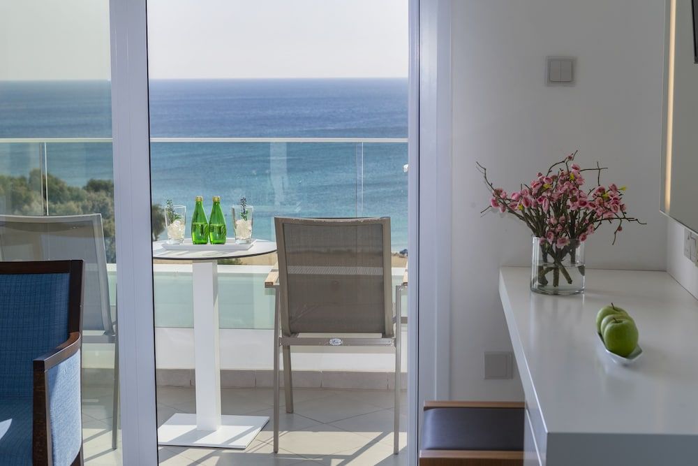 Superior Double or Twin Room, Sea View