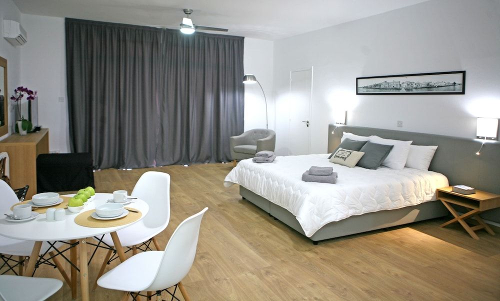 Family Room, Connecting Rooms, Pool View