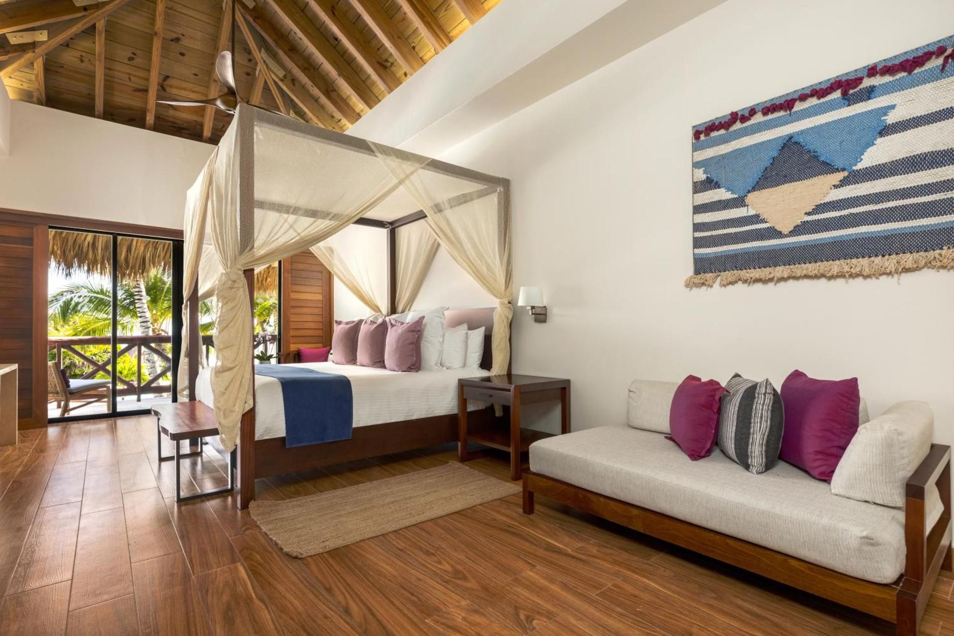 Preferred Club Bungalow Suite Ocean Front - All Inclusive