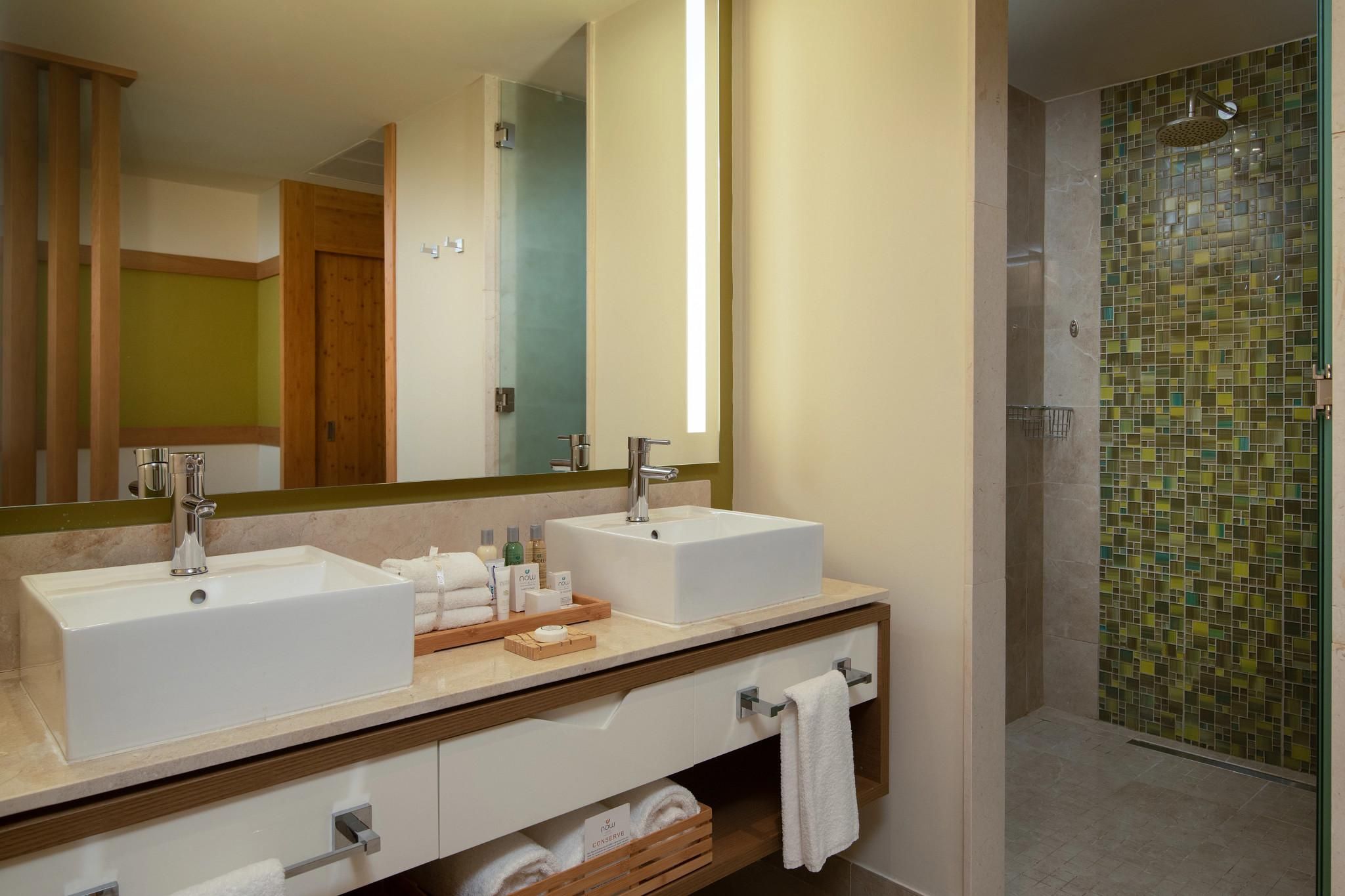 Preferred Club Junior Suite Ocean View 2 Doubles