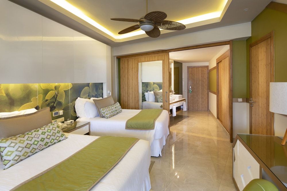 Preferred Club Jr Suite Ocean View Two Beds (Adults Only 18+)