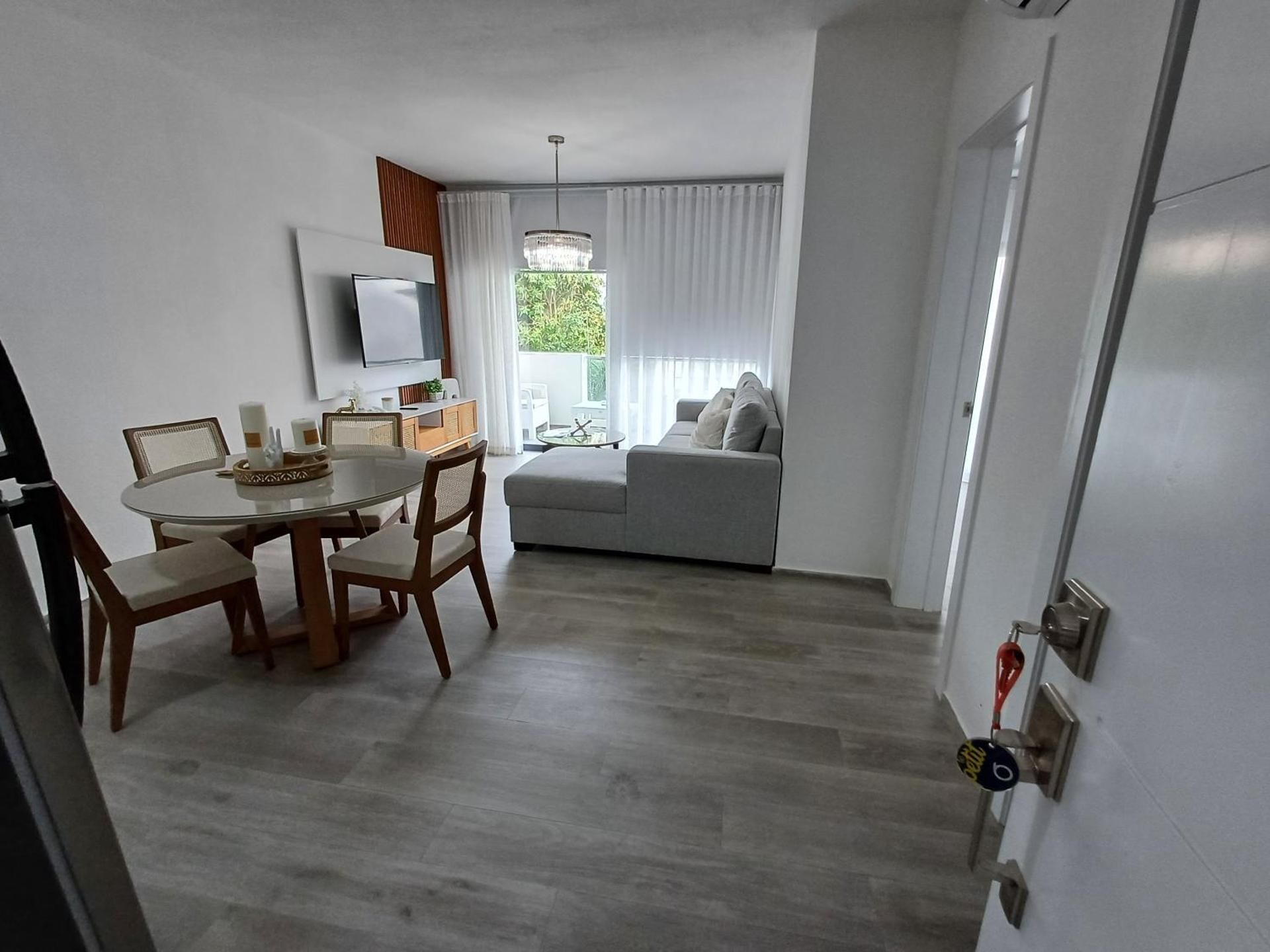 TRACADERO Beach Club and Holidays Rentals Suite 309