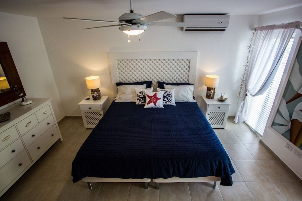 Deluxe Private Beach