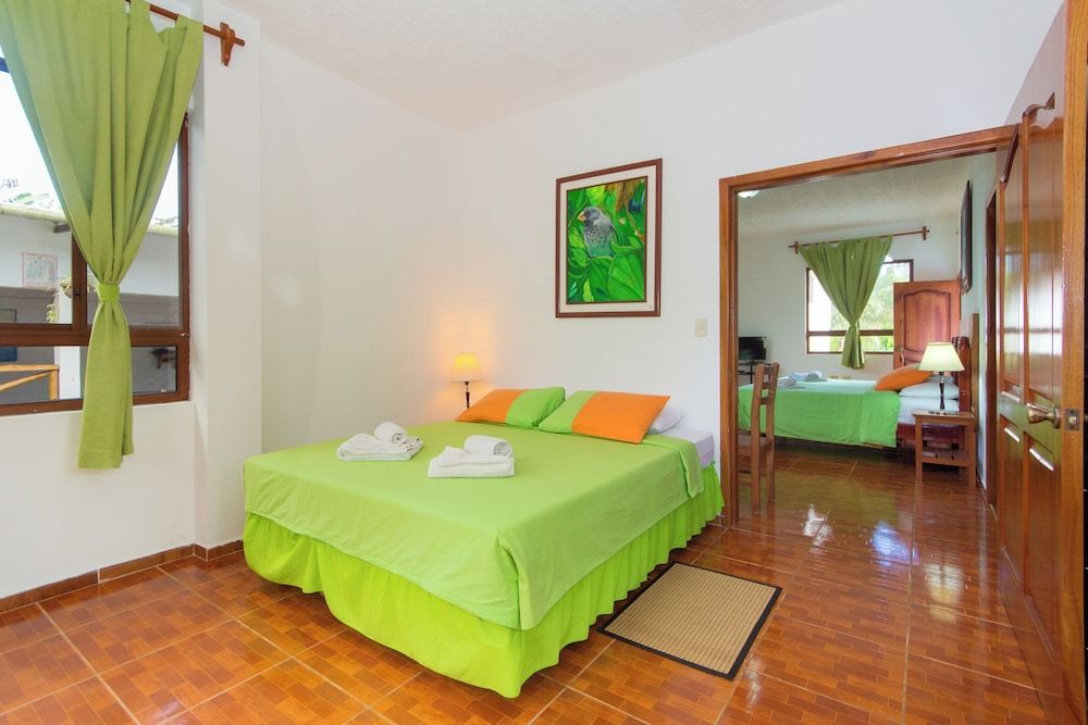 Twin Hotel Galapagos Superior Suite, 2 Bedrooms 4
