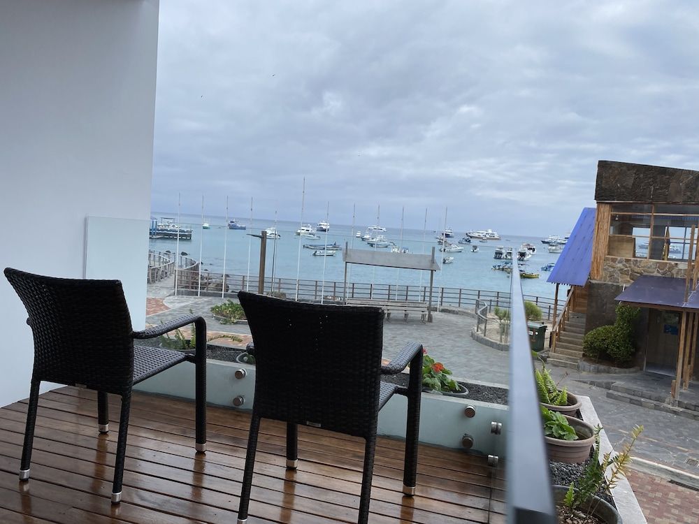 Galapagos Sunset Hotel Comfort Room, Ocean View 6