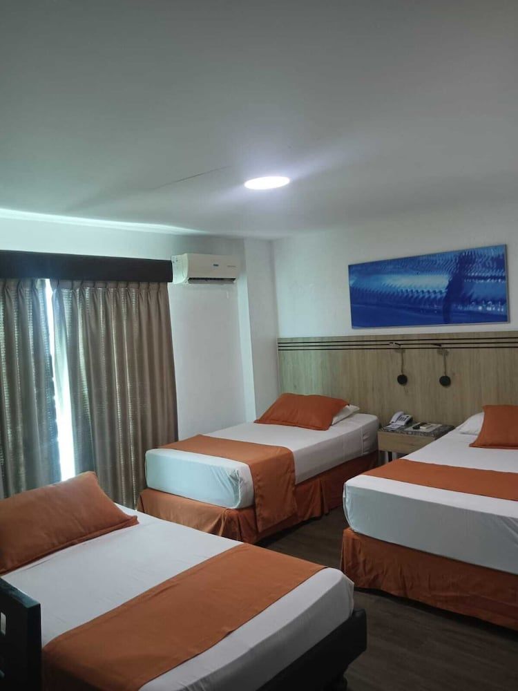 Hotel Mar Azul Family Triple Room, Balcony, City View