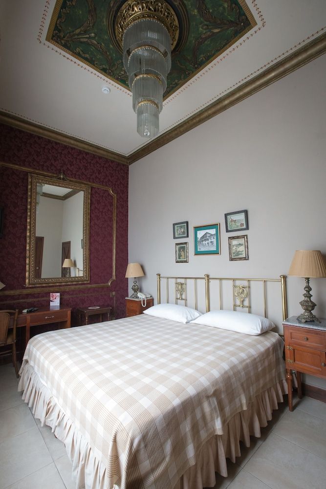 Mansión del Río Double Room 3