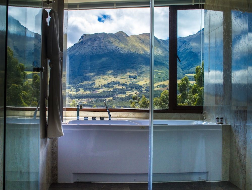 Medina del Lago King Suite 8