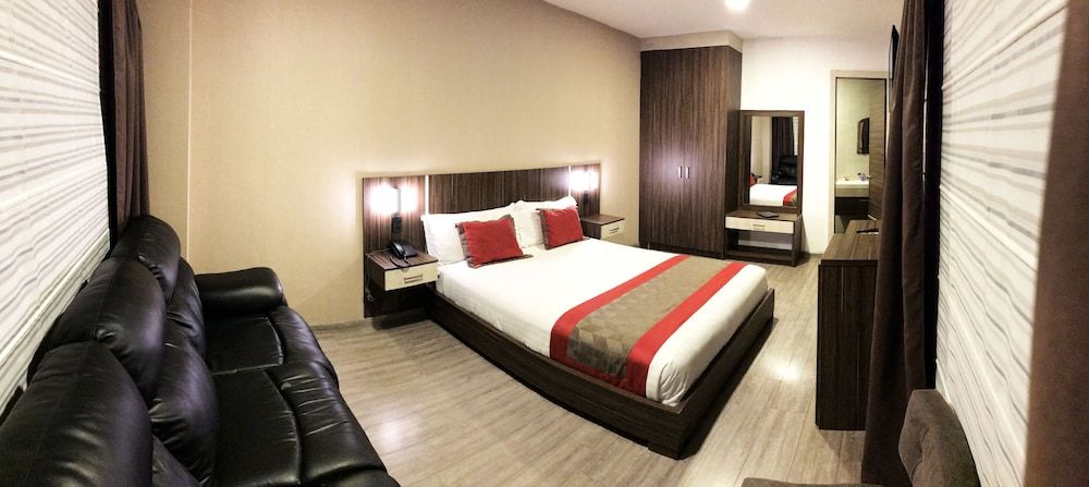 Hotel Santiago de Compostella Suites Double Room 2