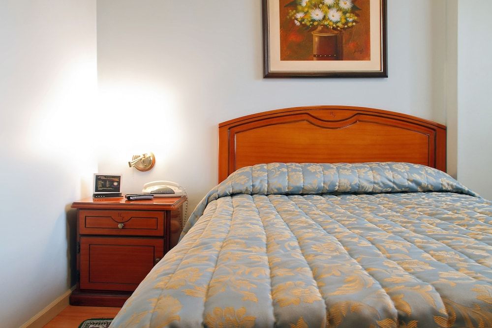 Hotel Yanuncay Comfort Single Room, 5 Bedrooms, Accessible 2