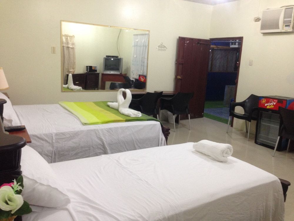 Triple Room, 1 Bedroom, Ensuite, Ground Floor