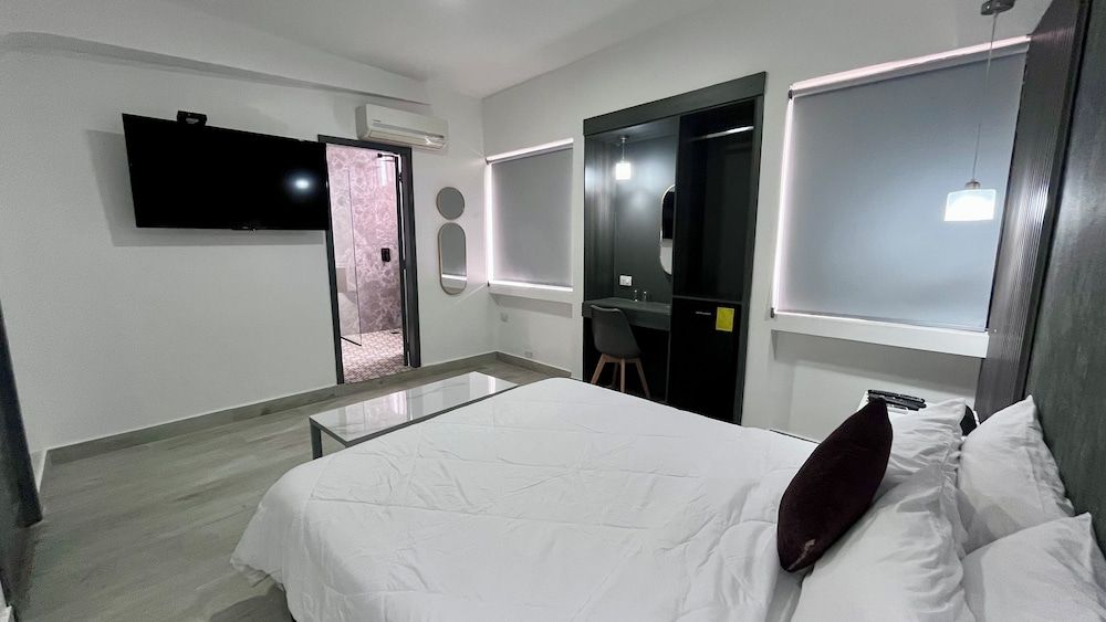 Hotel Varadero Internacional Suite, Jetted Tub 12