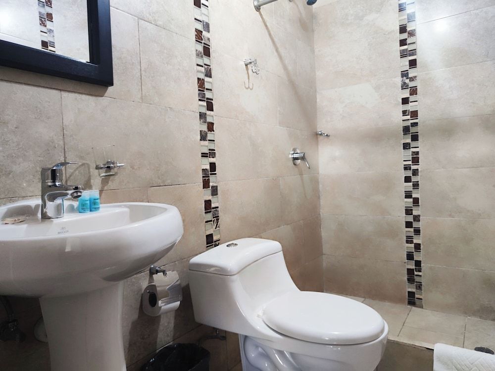 Hotel Bellavista Quito Executive Single Room 5