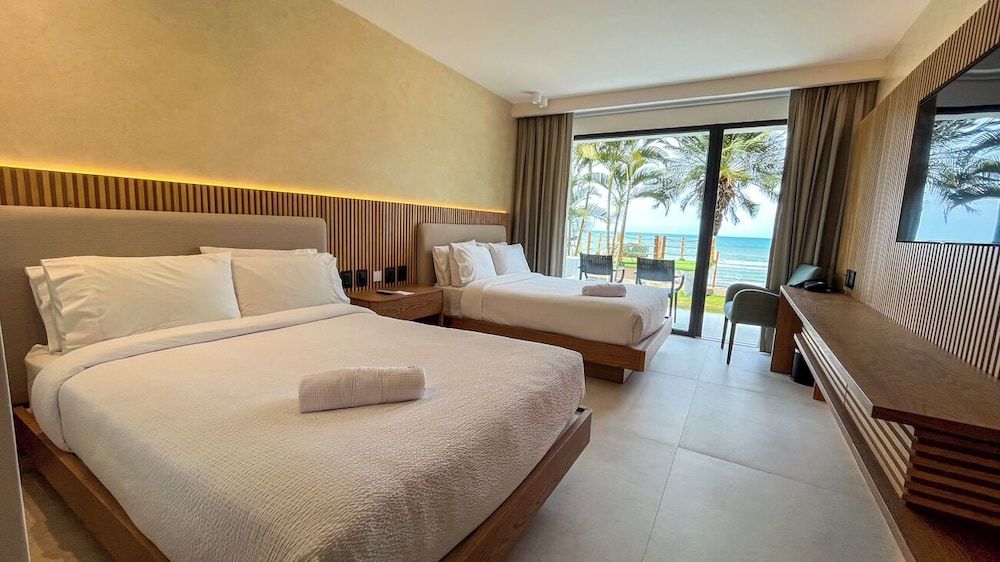 Mantahost Hotel Deluxe Twin Room, Balcony, Sea View 3