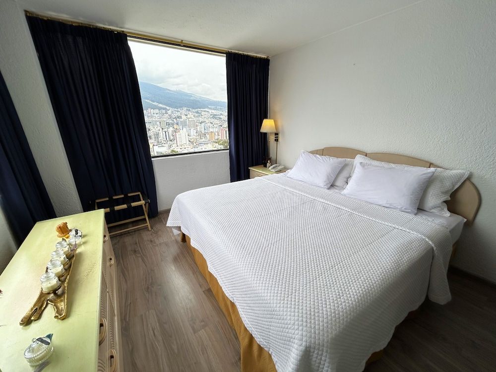 Stanford Suites Hotel