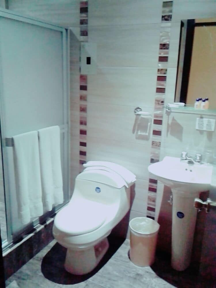 Galaxy Apart Hotel Suite 4