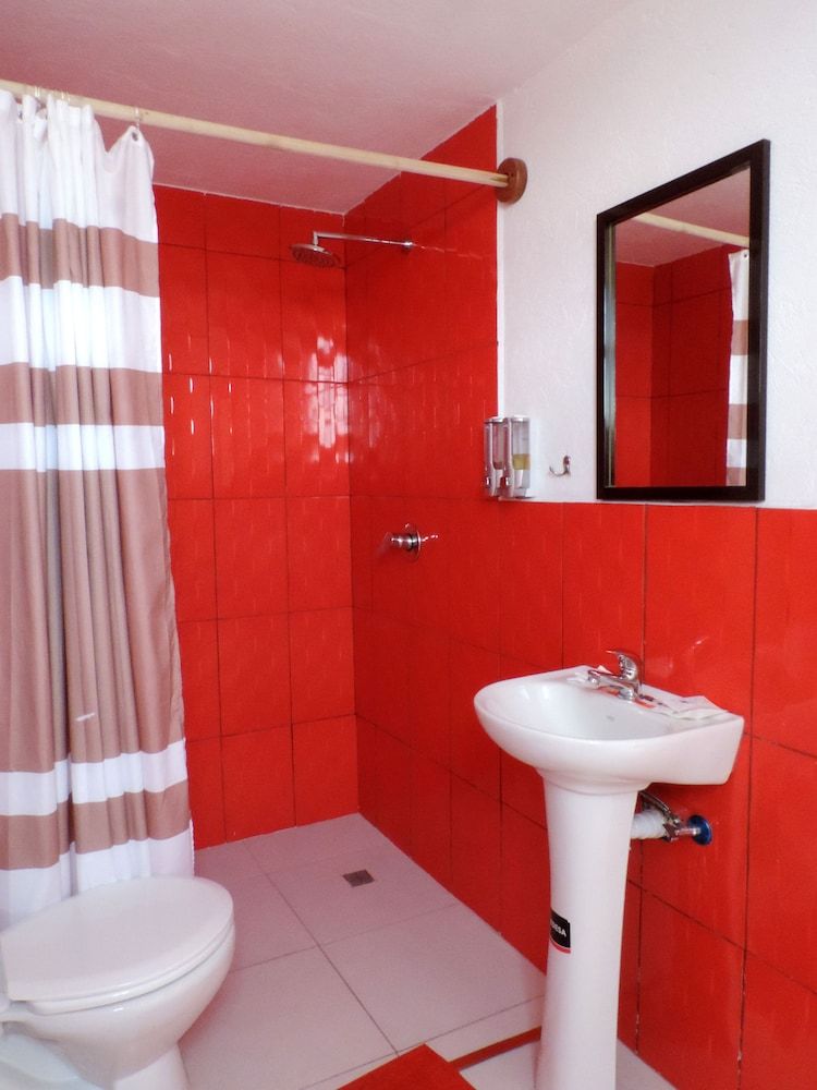 Hostal Colibrí Aeropuerto - Hostel Room 3