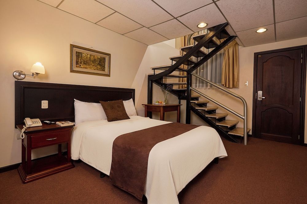 Hotel Podocarpus Triple Room 4