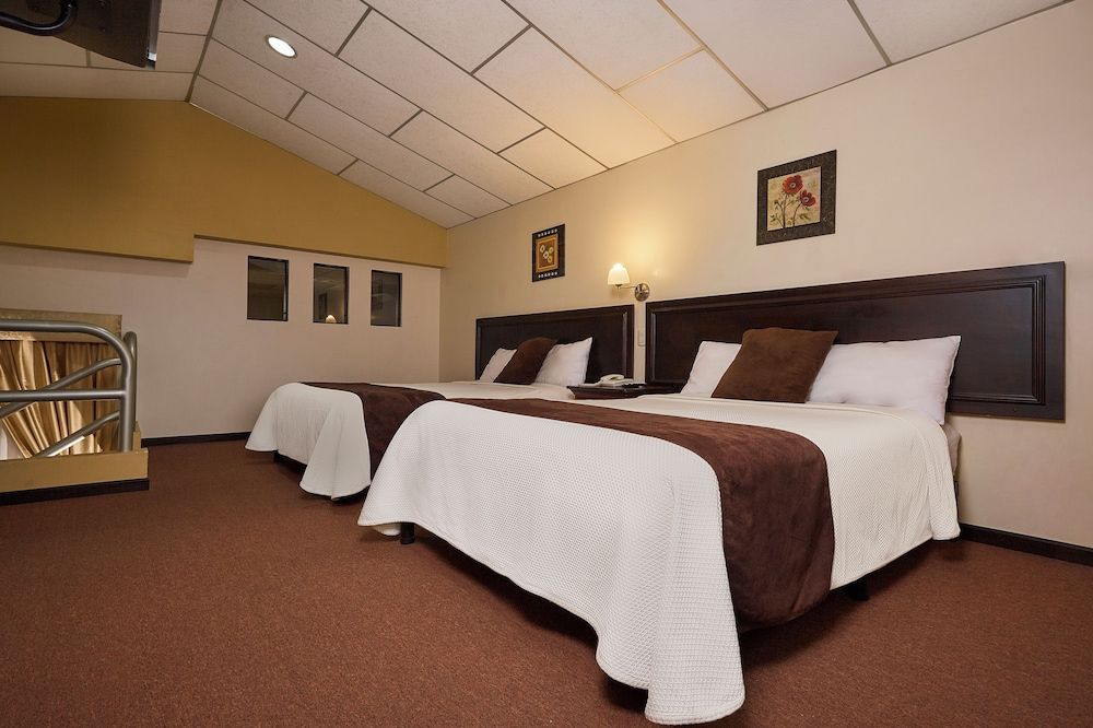 Hotel Podocarpus Triple Room 3