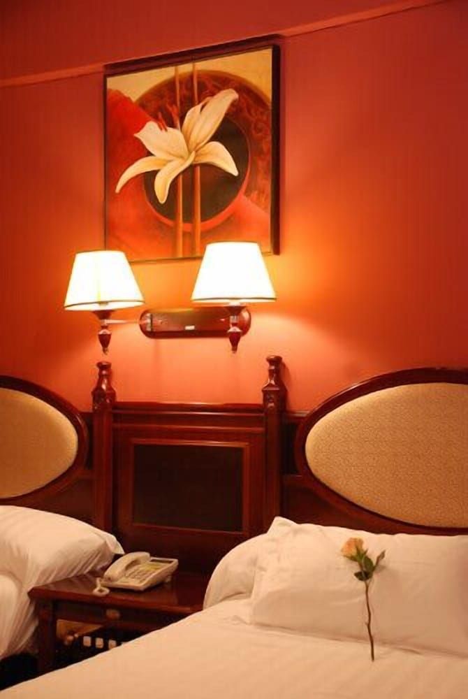 undefined Adot Tina Hotel 5