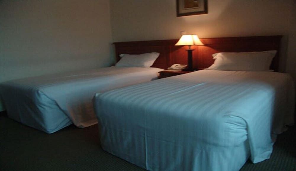 undefined Adot Tina Hotel 7