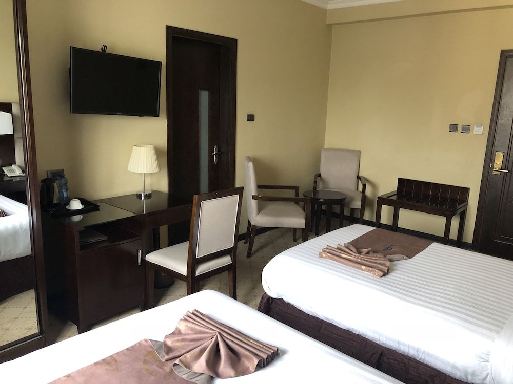 Berlottue Hotel Twin Room 4