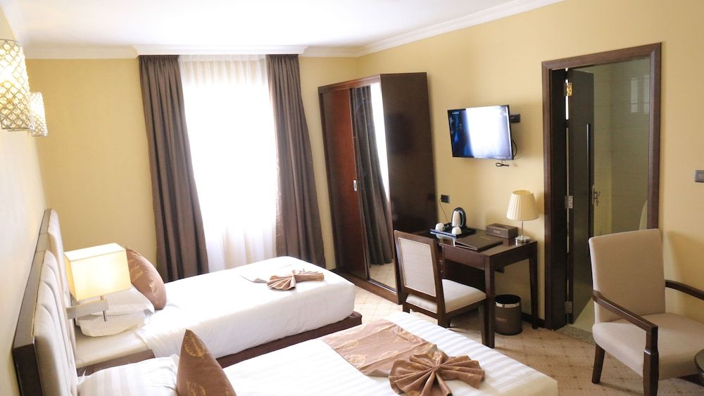 Berlottue Hotel Twin Room 2